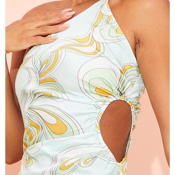 BNWT Pretty Little Thing One Shoulder Dress - Size 4 - Picture 3 of 10